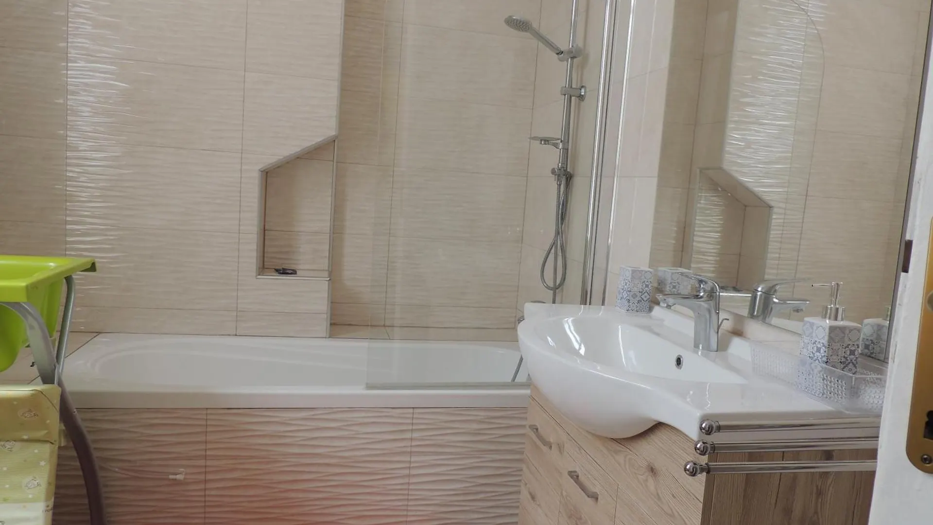 Home Nolo Milano 4 Rooms 11 Beds Apartment Milan
